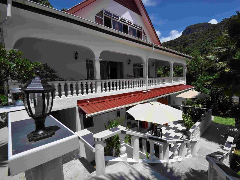 Chrisent Residence بوغْ غْلو المظهر الخارجي الصورة